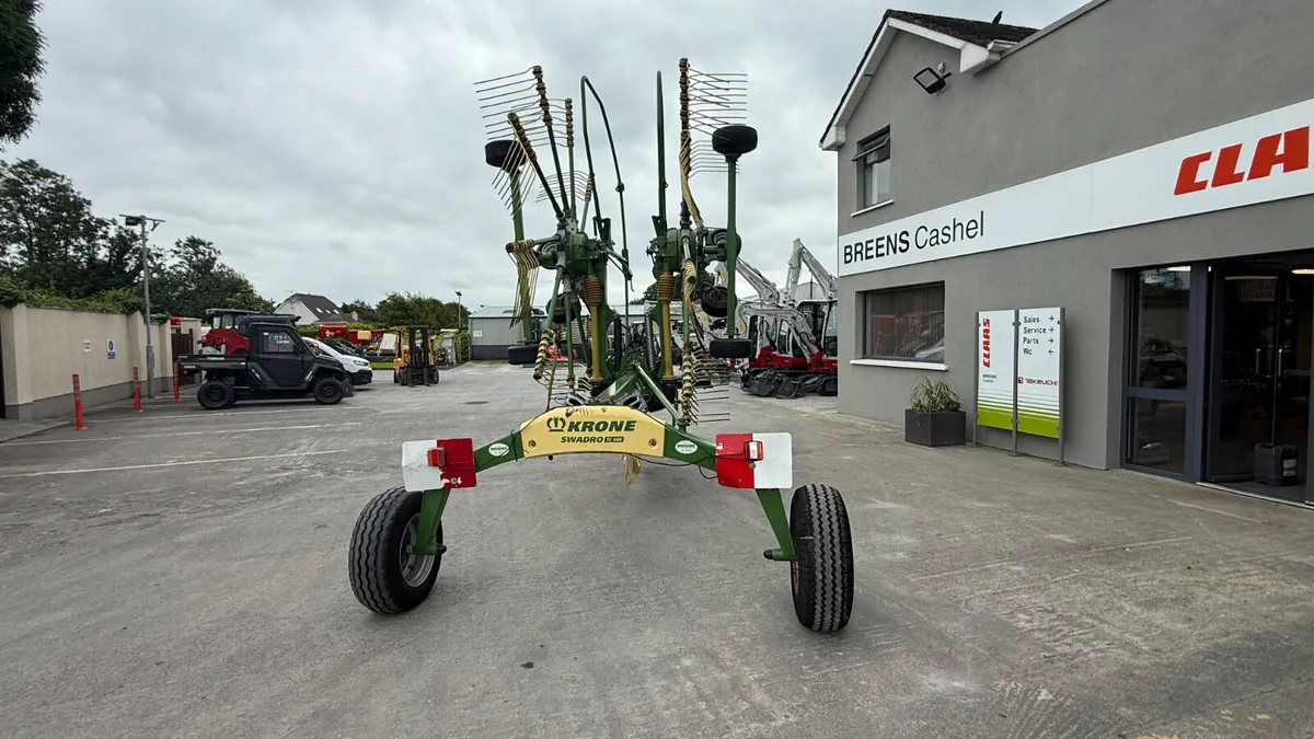 Krone Swadro TC 680 Rake - Image 4