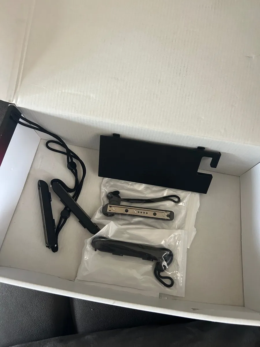 Nintendo Switch - Image 2