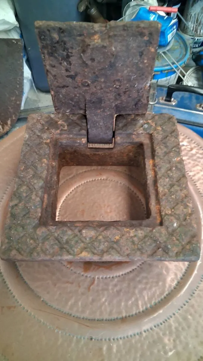 Water cover - Image 2