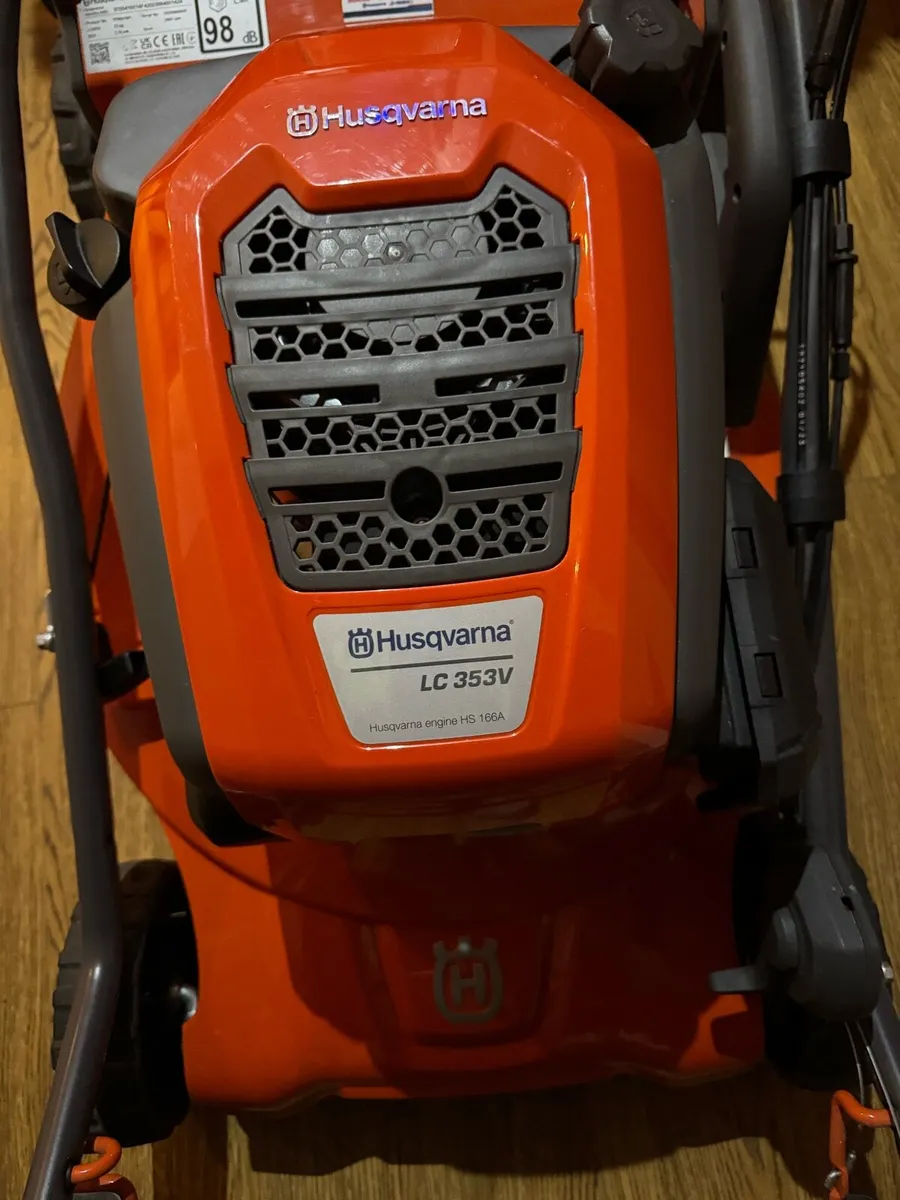 Lawnmower strimmer hedge cutter - Image 1