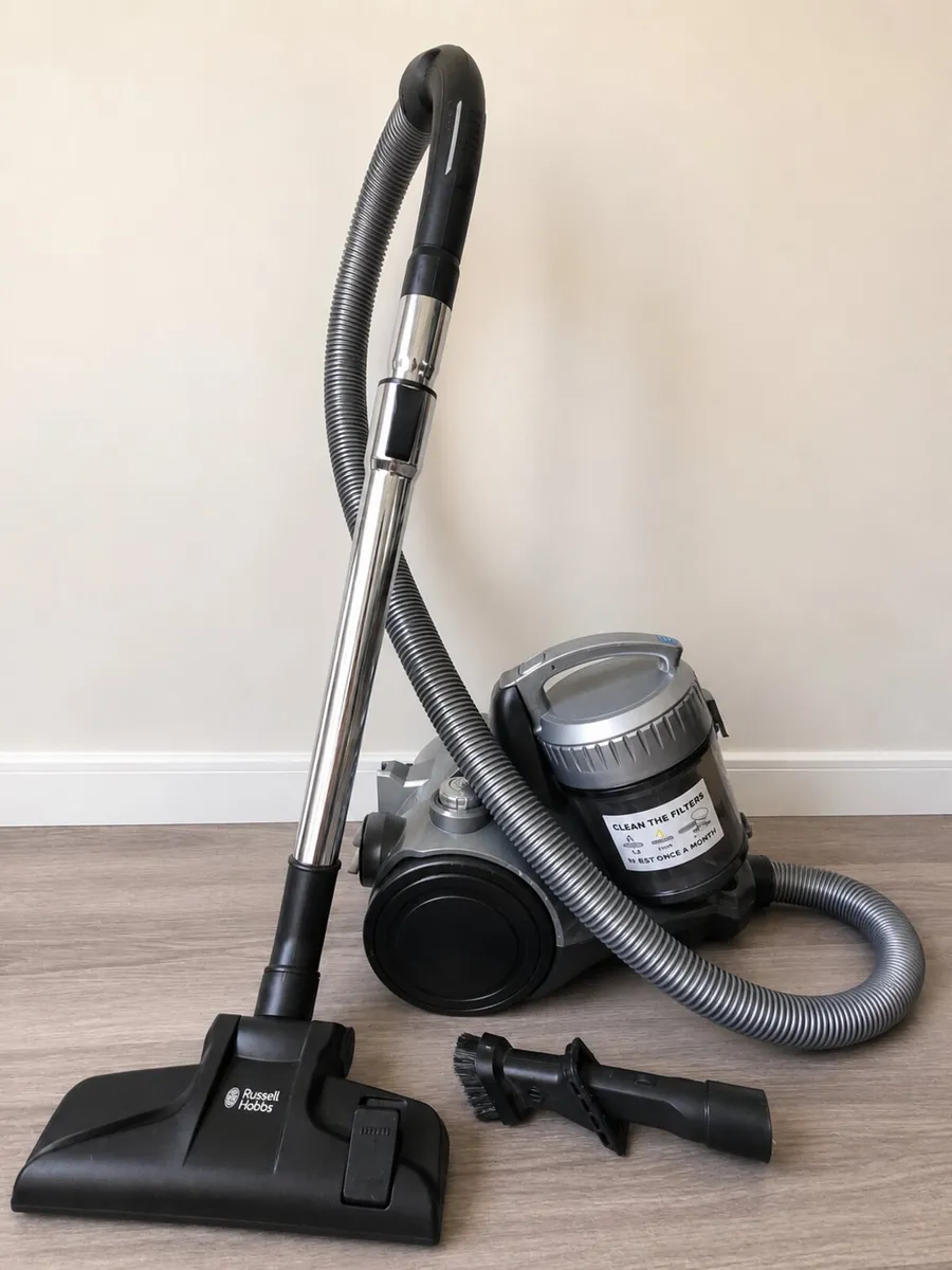 Russell Hobbs Bagless Vacuum
