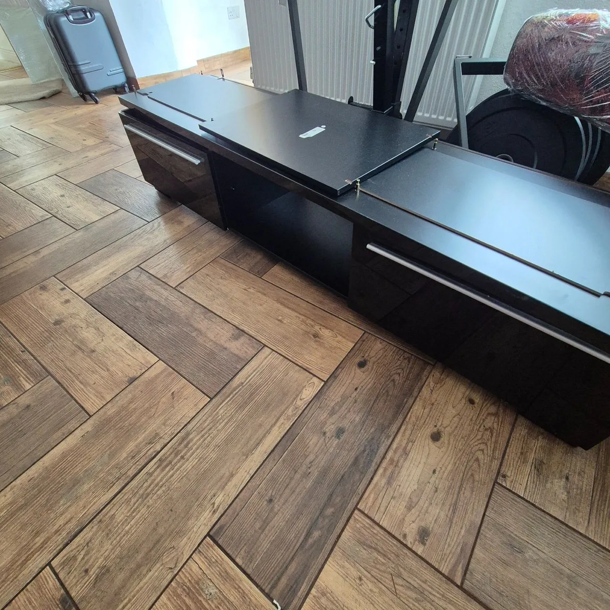Tv stand - Image 3