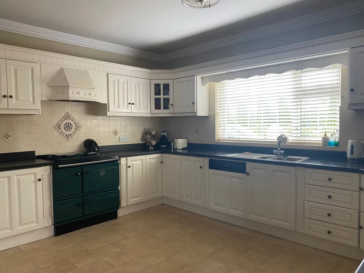 Solid wood Kitchen - Image 3