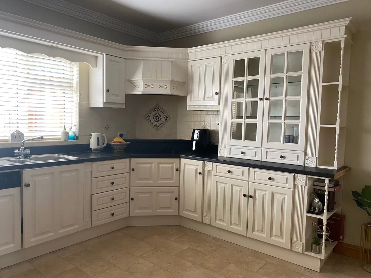 Solid wood Kitchen - Image 4