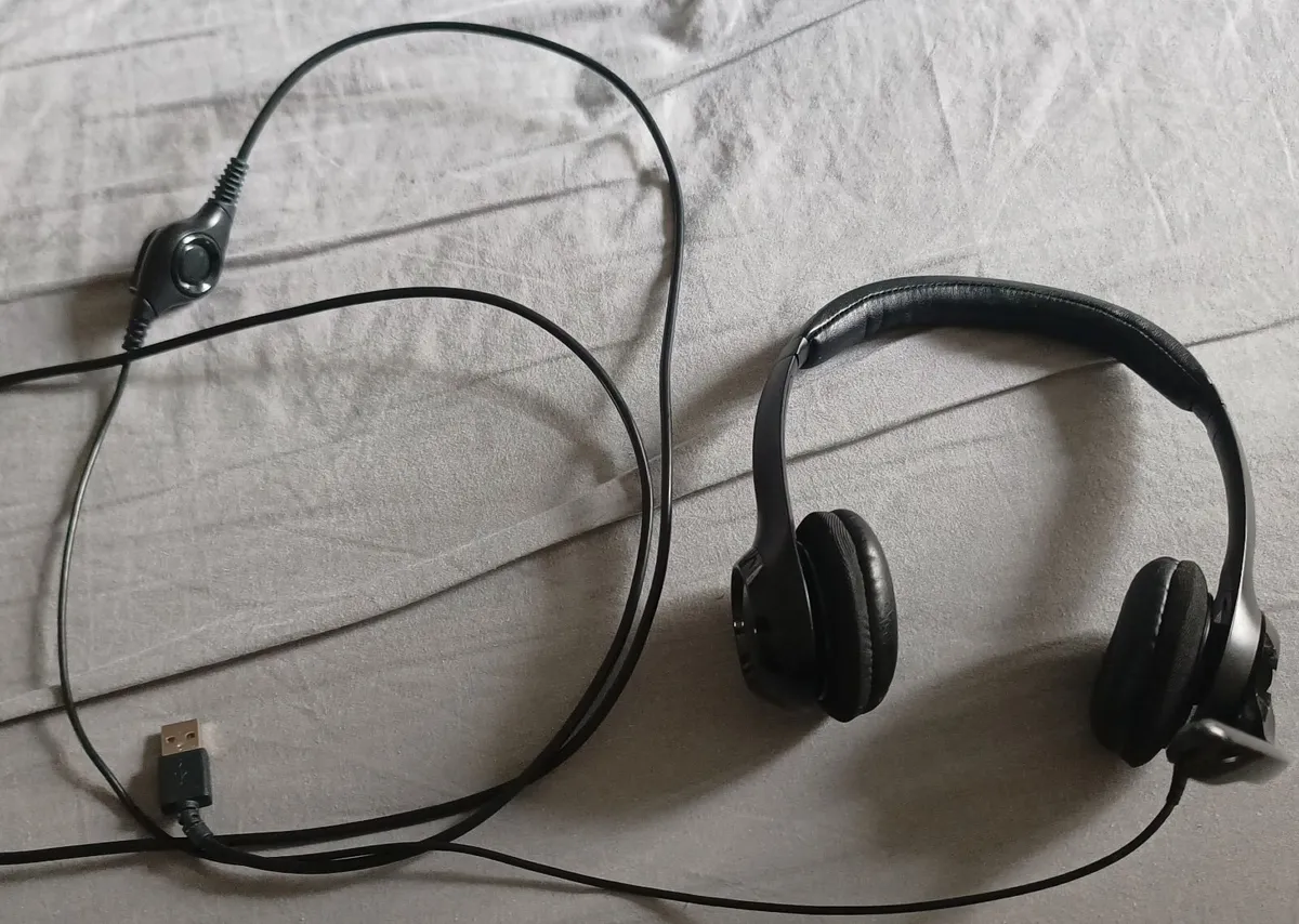 Logitech H390 Wired Headset - Image 2