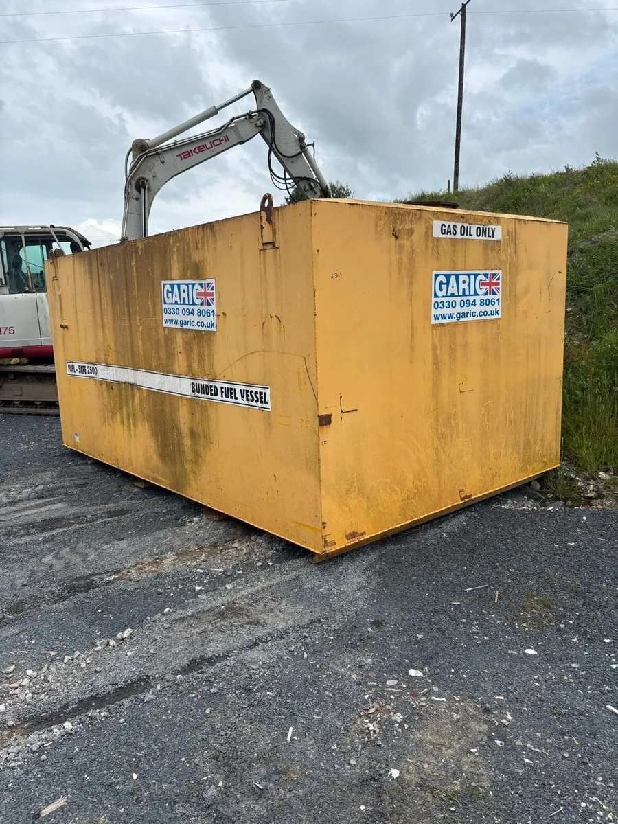 Bunded 11000 litre diesel tank - Image 1