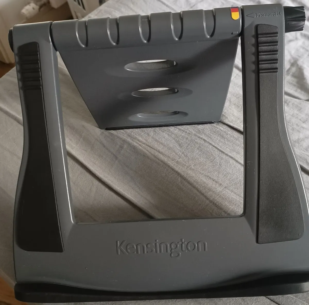 Kensington Easy Laptop Riser Stand - Image 1