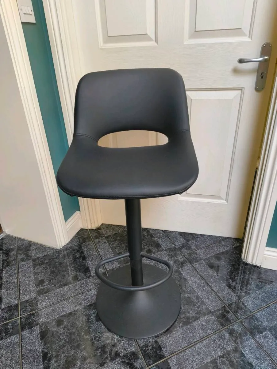 Bar stools. Swivel gas lift - Image 2