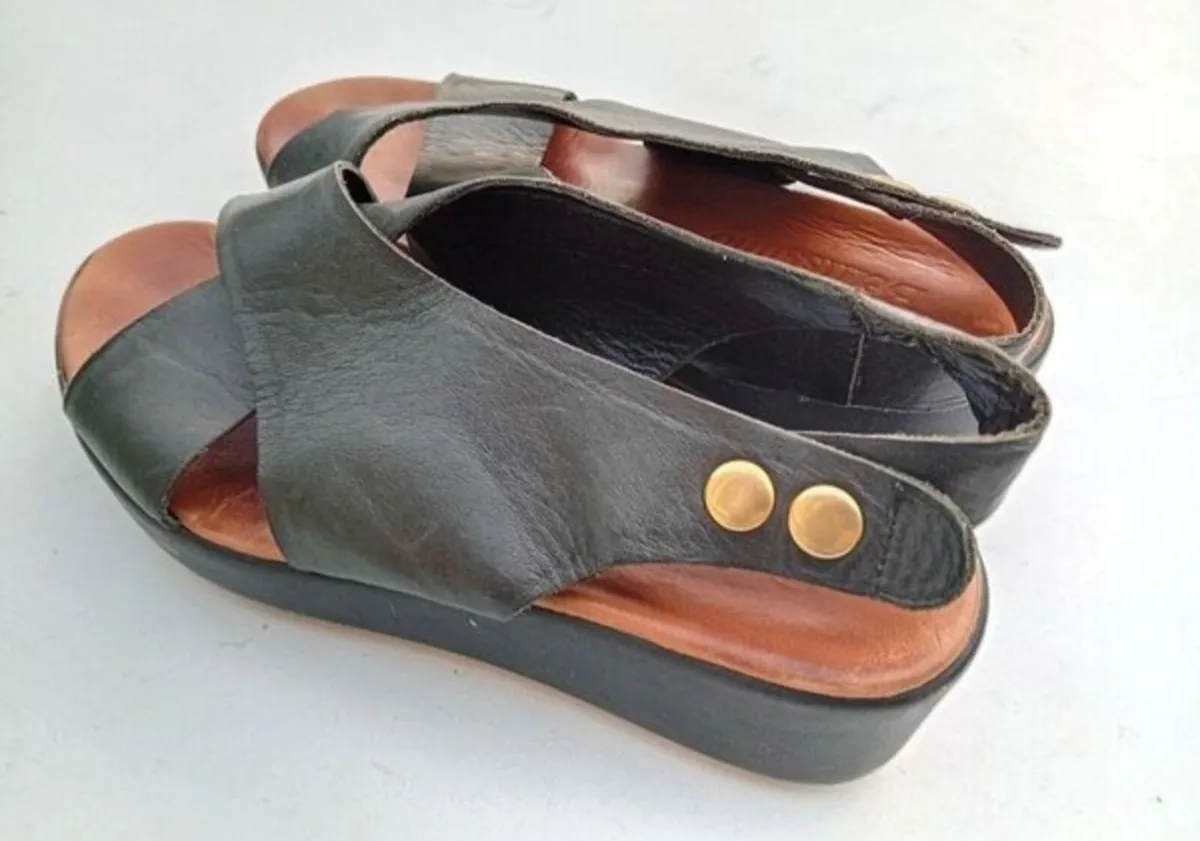 Ladies Leather Italian Sandals - Image 2