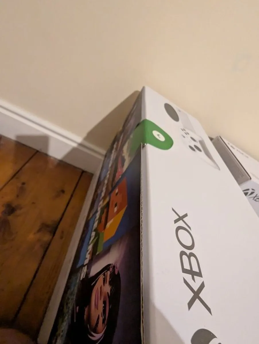Xbox Series S (Unopened) - Image 3