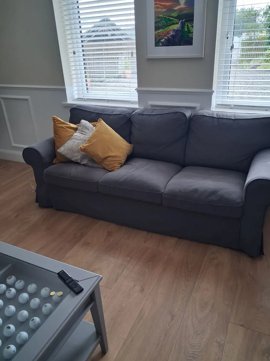 FREE FURNITURE - Image 2