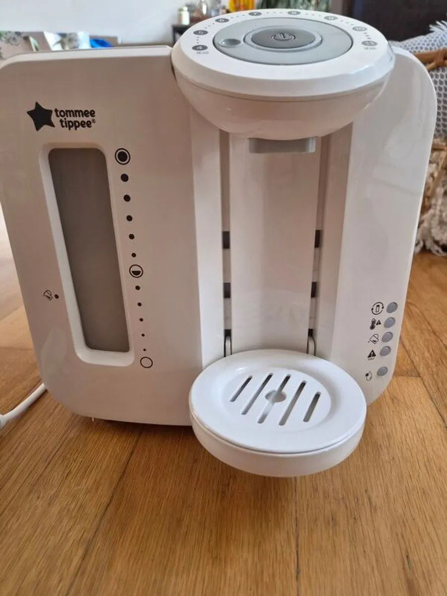 Baby Bottle Maker + steriliser | Tommee Tippee - Image 3