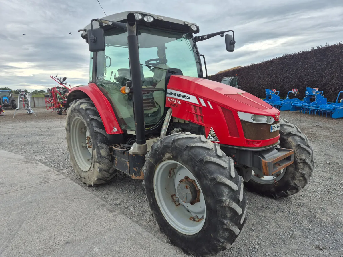 Massey Ferguson 5713 2017 - Image 1