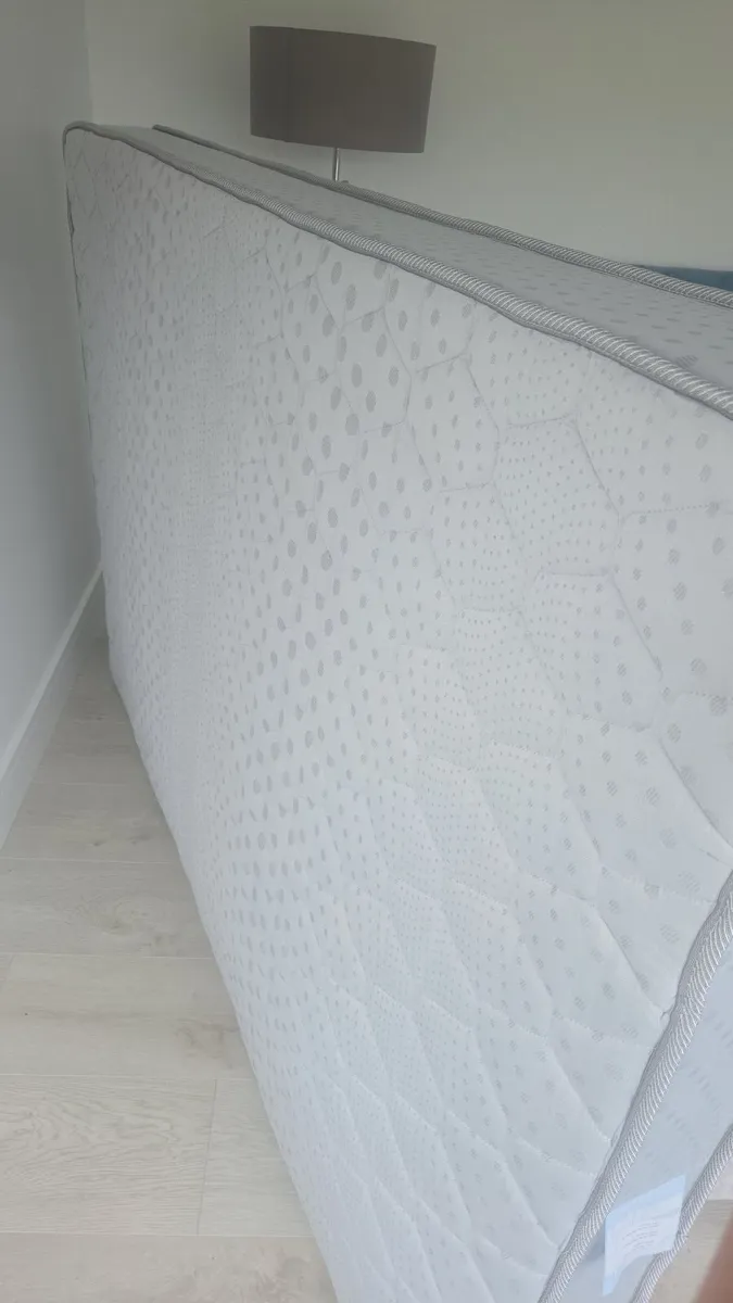 Ez living double mattress - Image 2