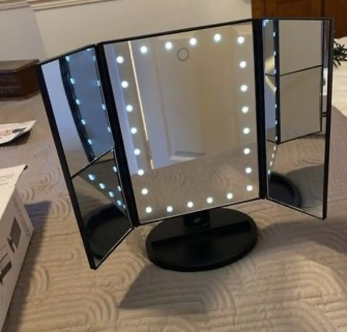 24 LED Make-Up Mirror - Image 2