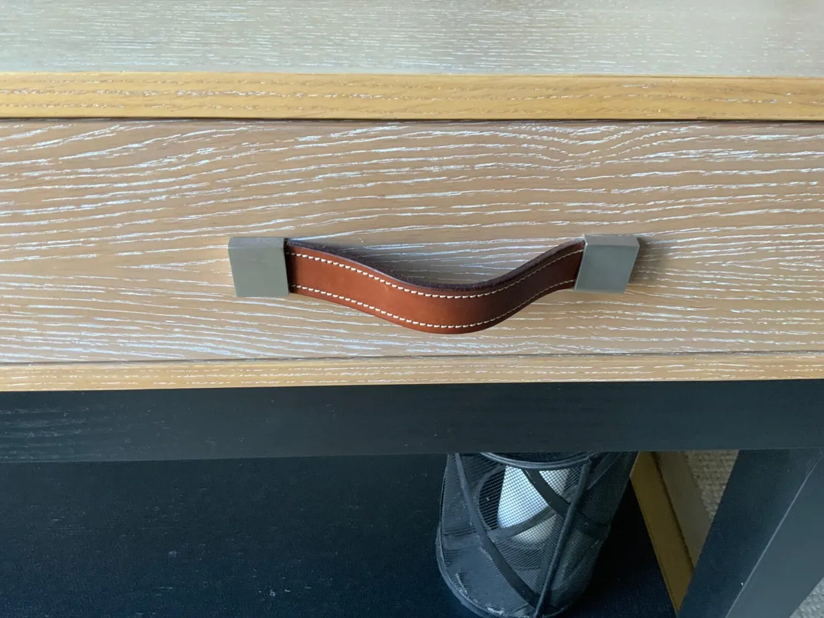 Console table - Image 4