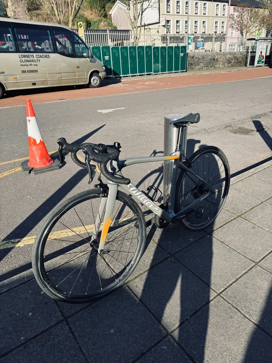 Road Bike - Image 4
