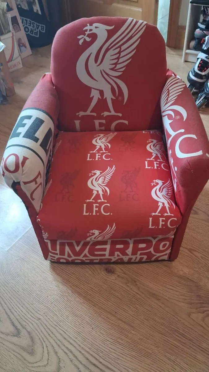 Childs Liverpool Seat - Image 1