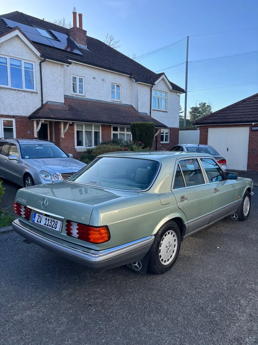 Mercedes-Benz 300SE - Image 3
