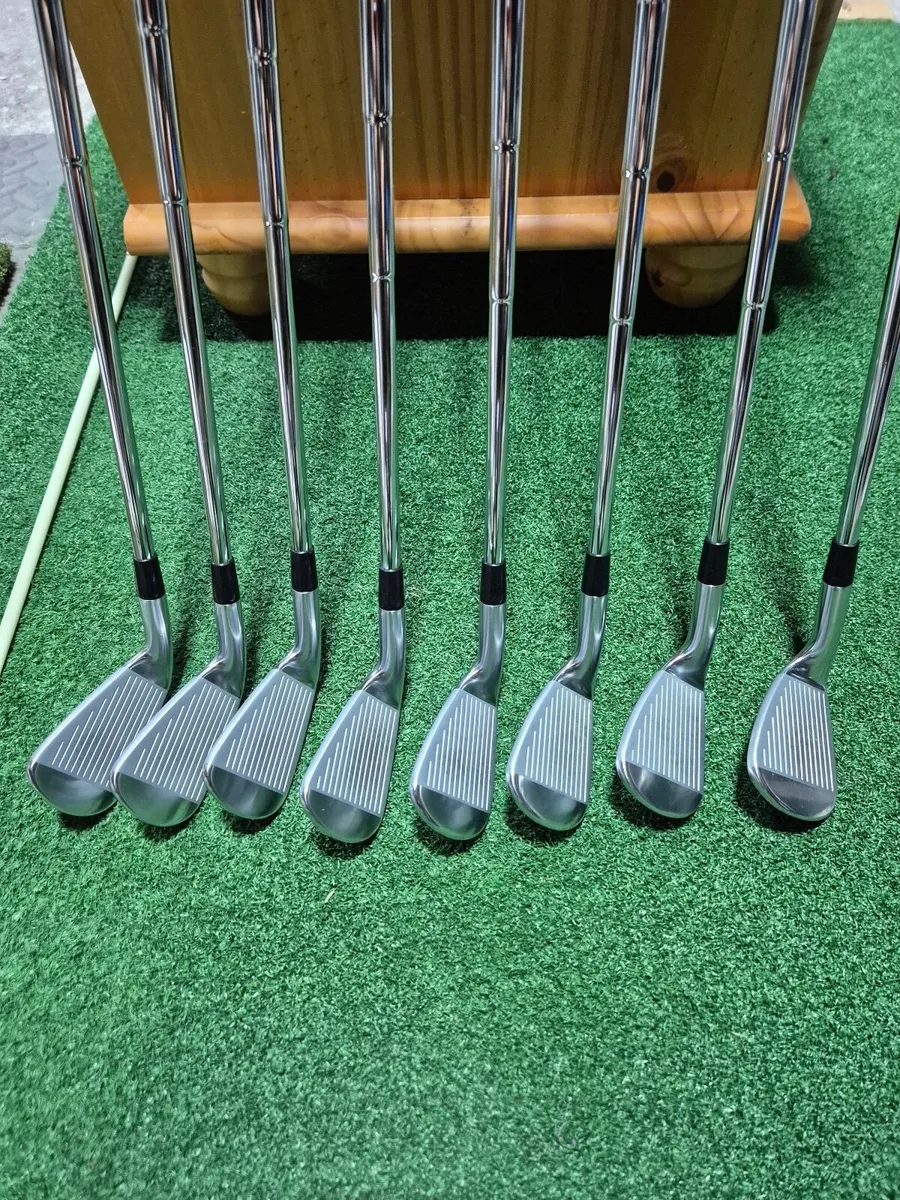 Mizuno Pro 243 Irons Steel Right Hand - Image 1