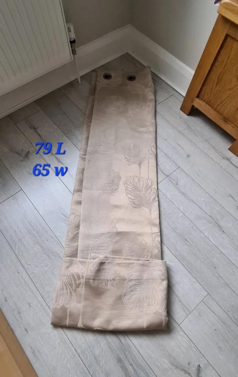 Cream curtains ex cond
79 inches long
65 inches - Image 4