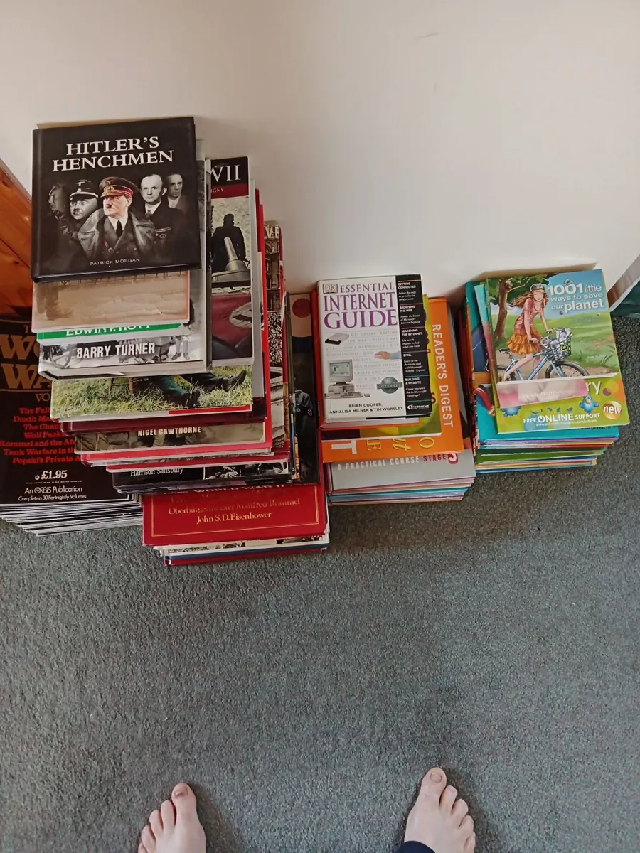 Books - Image 4