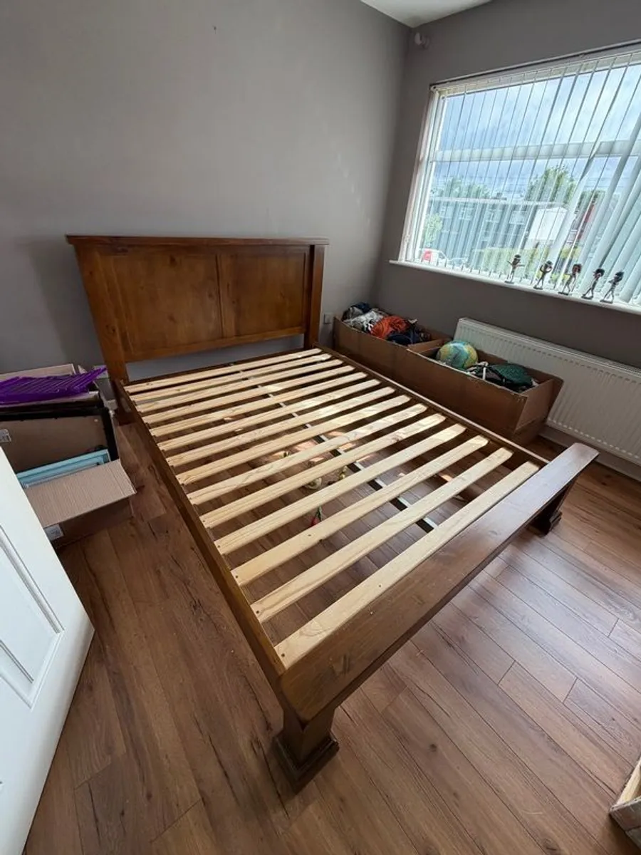King bed frame - Image 2