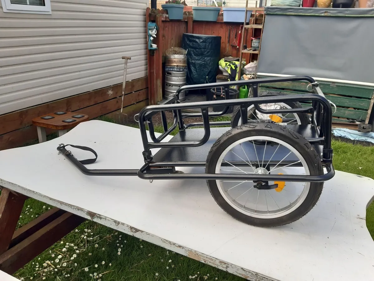 Bicycle trailer - Image 1
