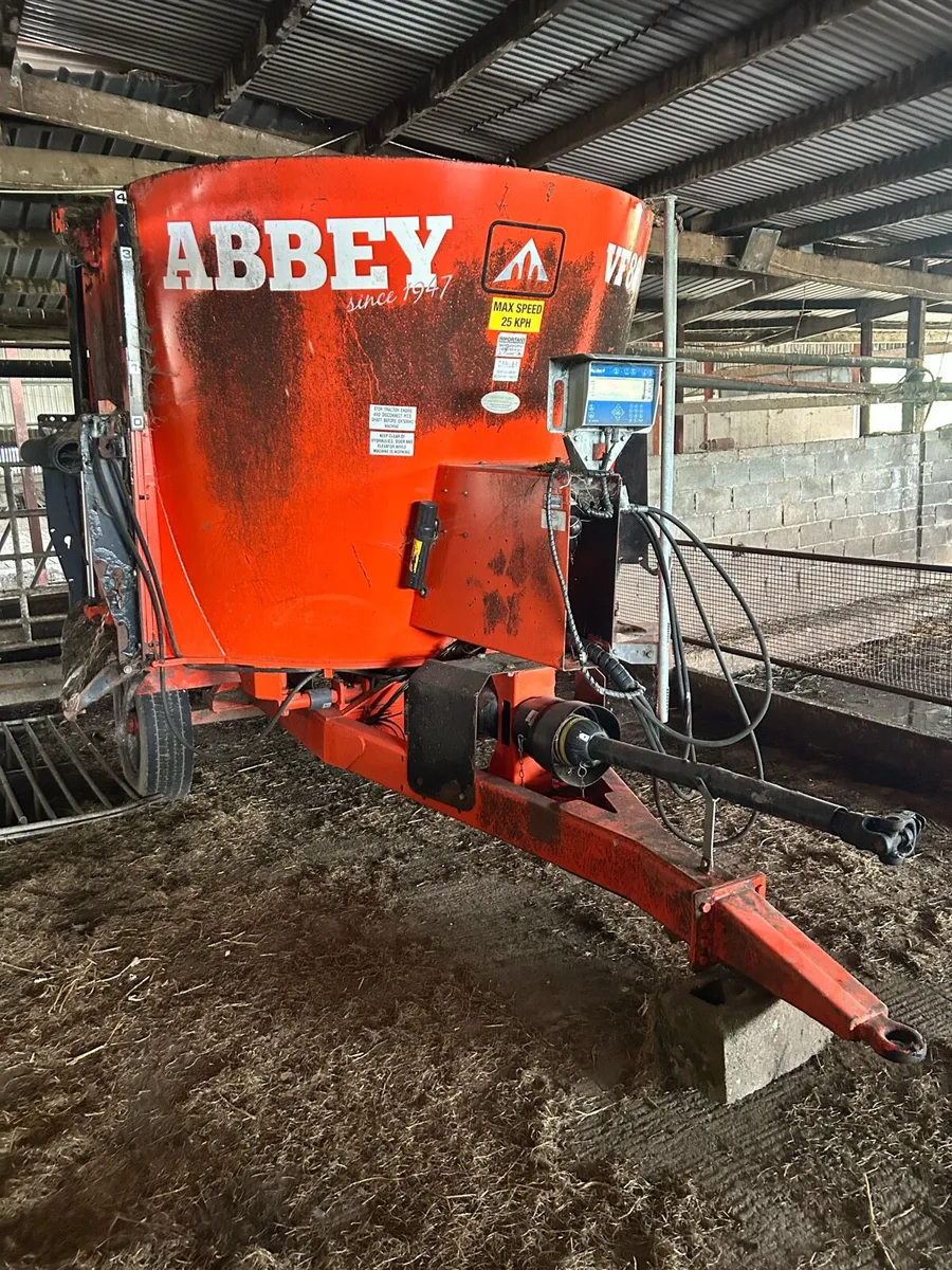 Abbey VF 800 Tub feeder - Image 1