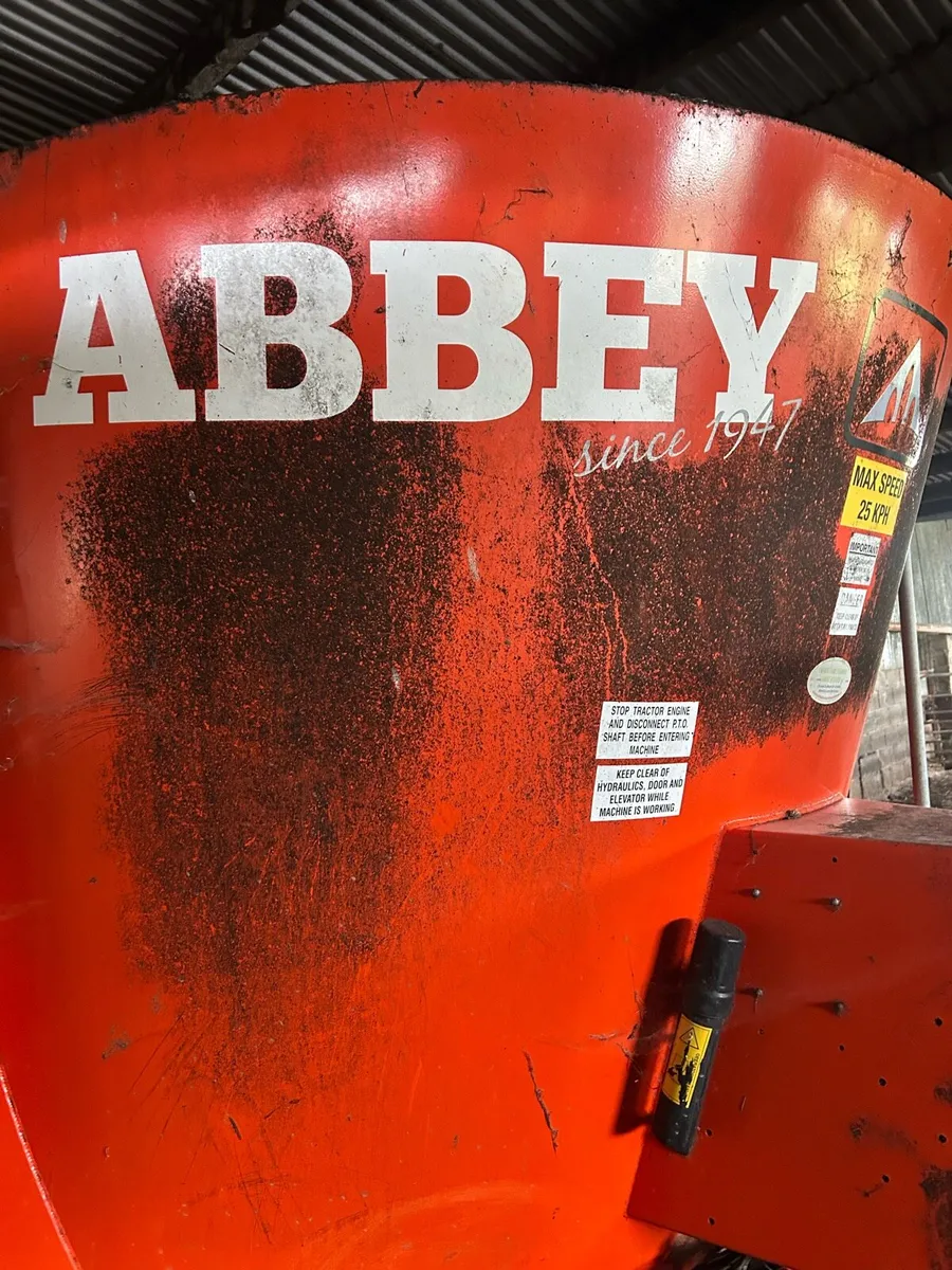 Abbey VF 800 Tub feeder - Image 2