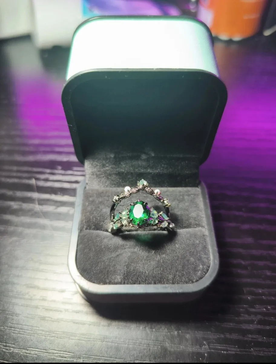 Engagment Ring Set - Image 2