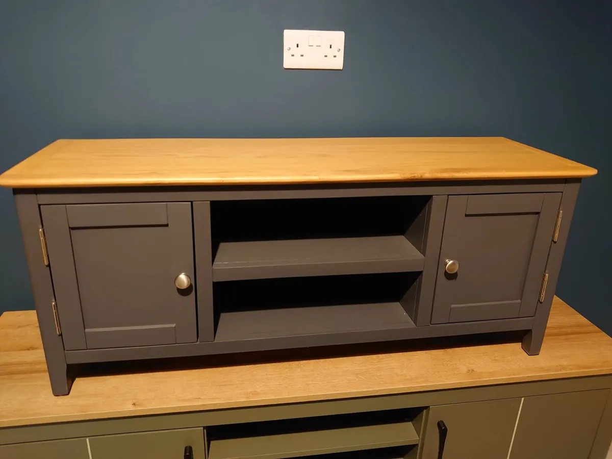 tv unit