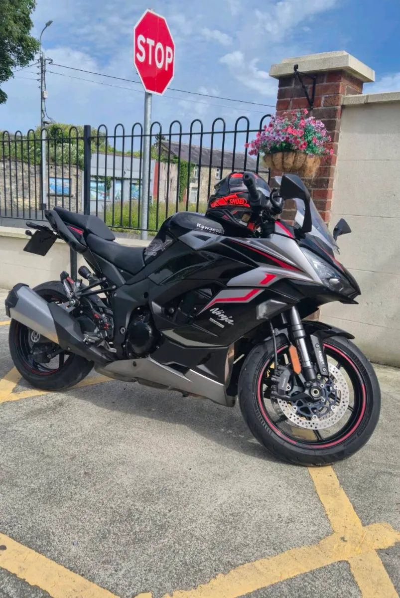 Kawasaki Ninja 1000 sx - Image 1