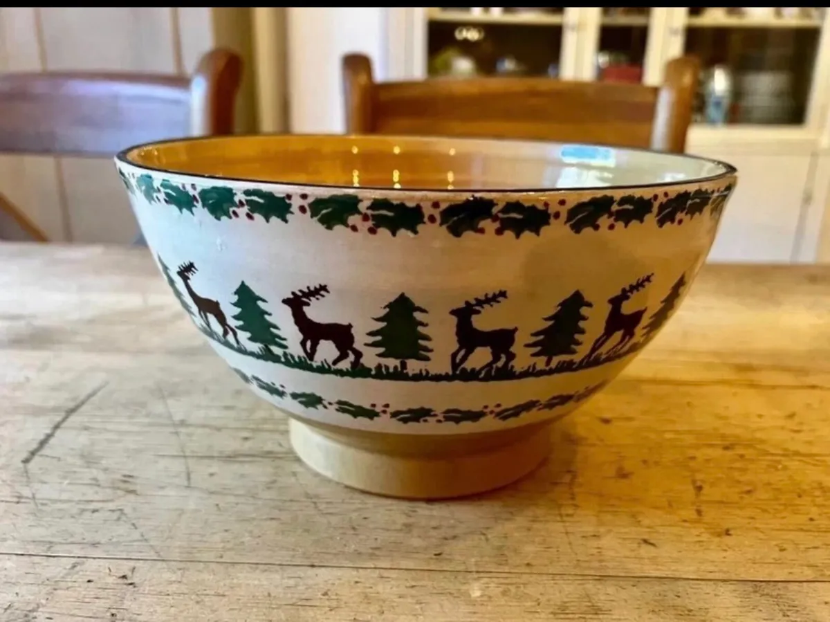 Nicholas Mosse Iconic Reindeer Christmas Bowl - Image 1