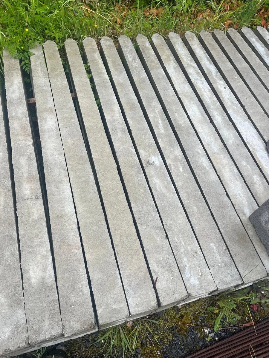 Concrete stakes