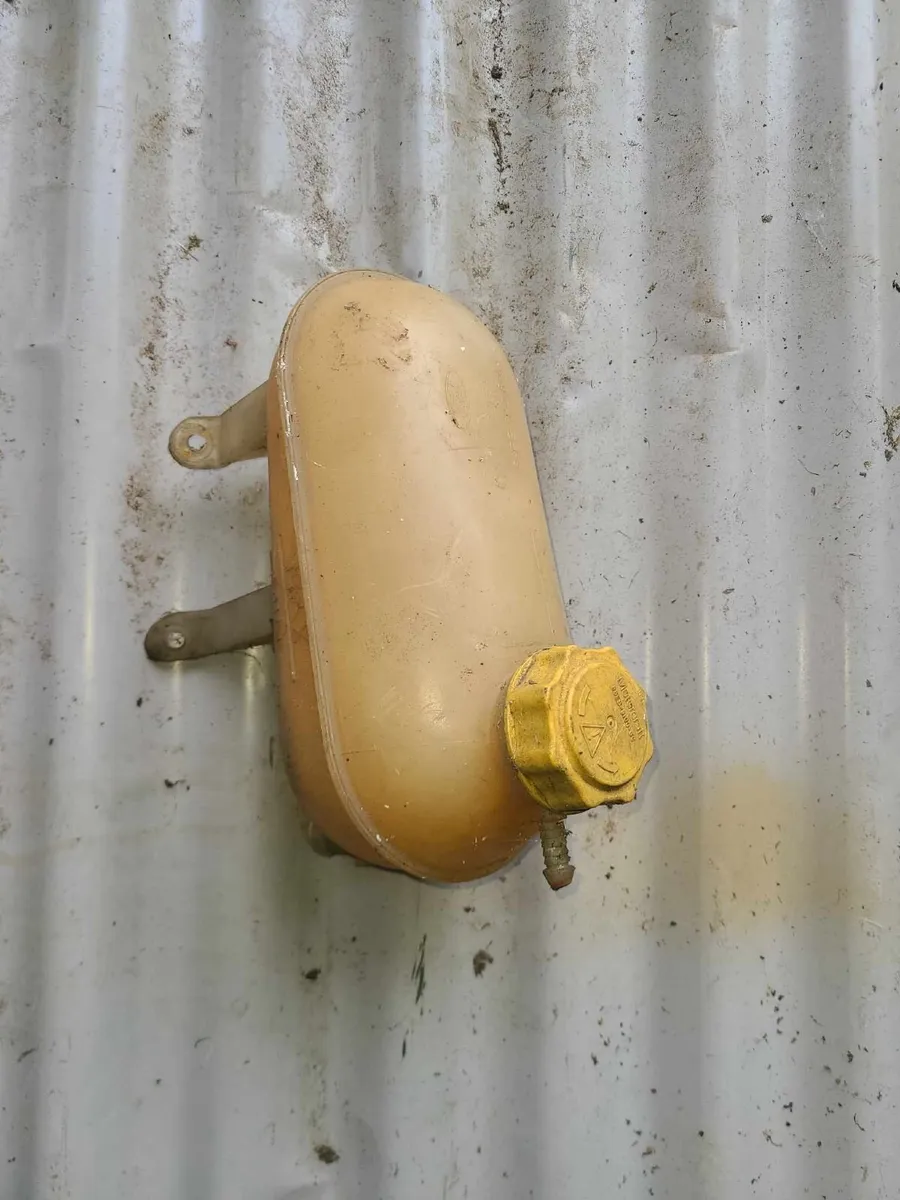 Ford Sierra Coolant bottle / Reservoir - Image 1