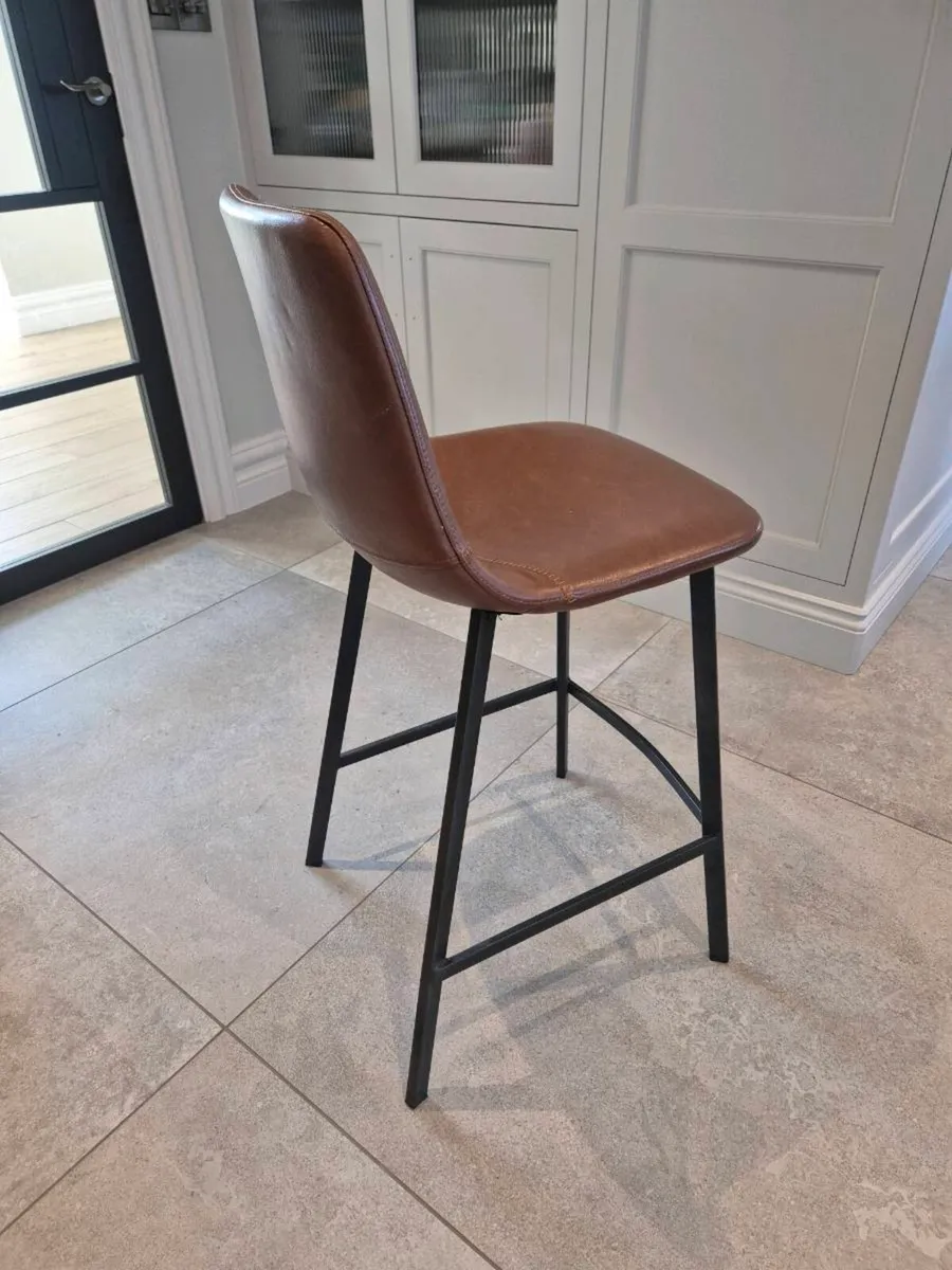 Counter Chairs / Stools - Image 3