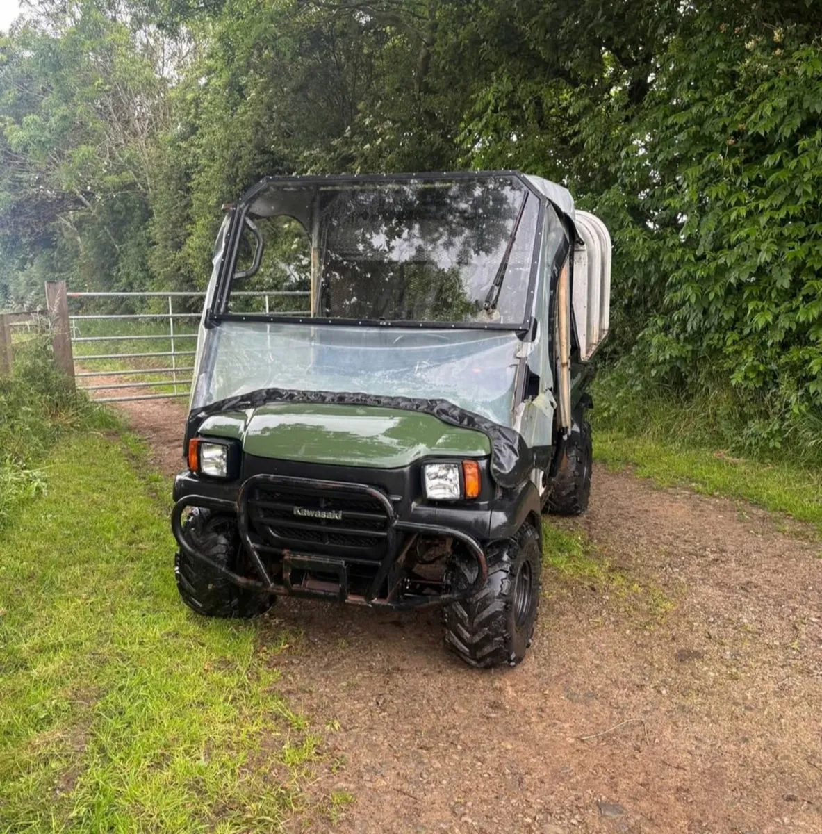 2005 Kawasaki mule 3010 - Image 3