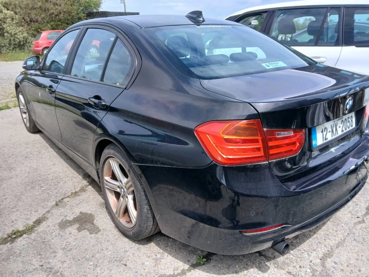 BMW 318D LOW KILOMETRES - Image 4