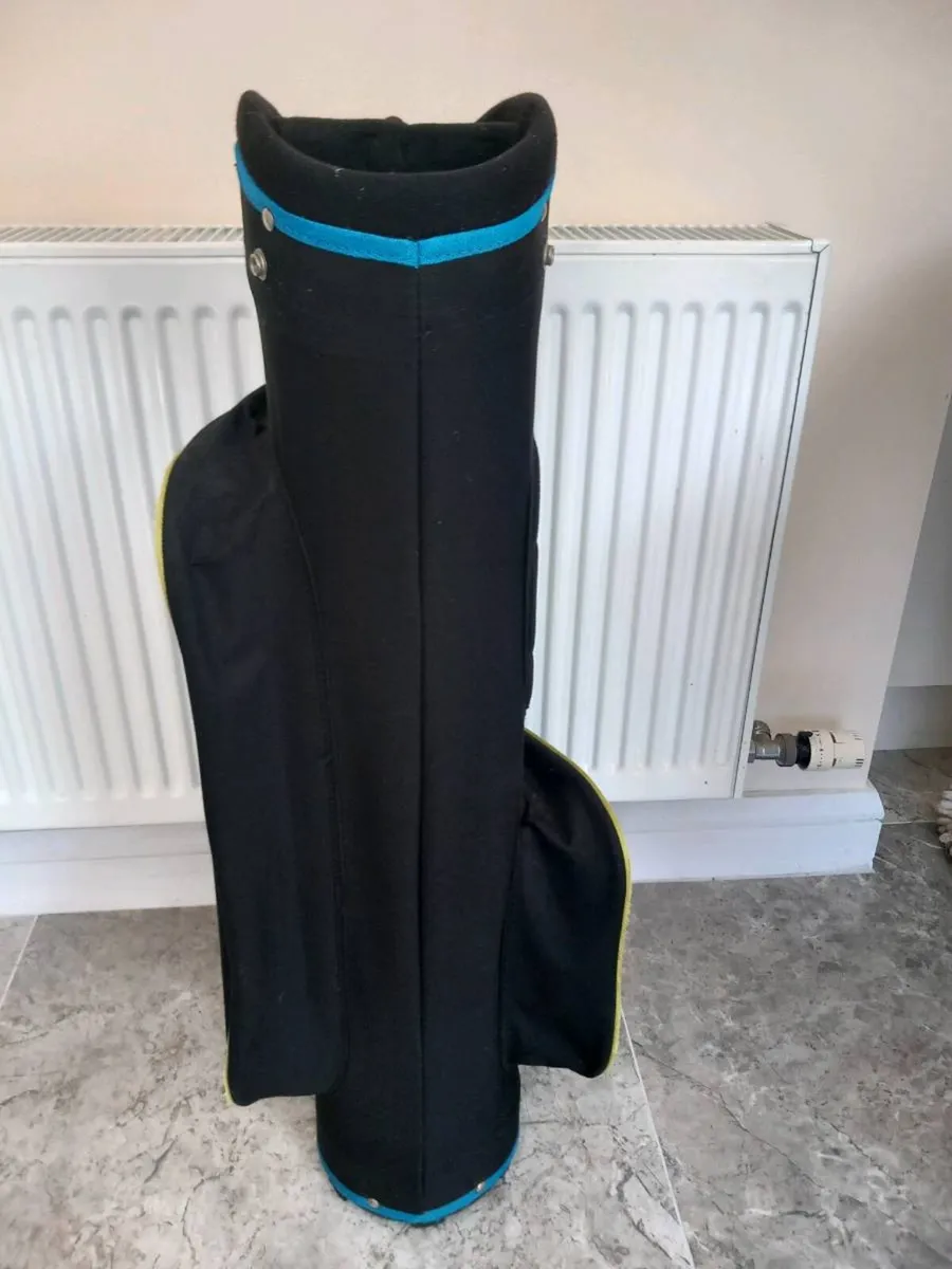 Kids Dunlop golf bag. - Image 4