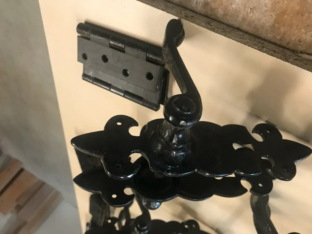Door handles - Image 1
