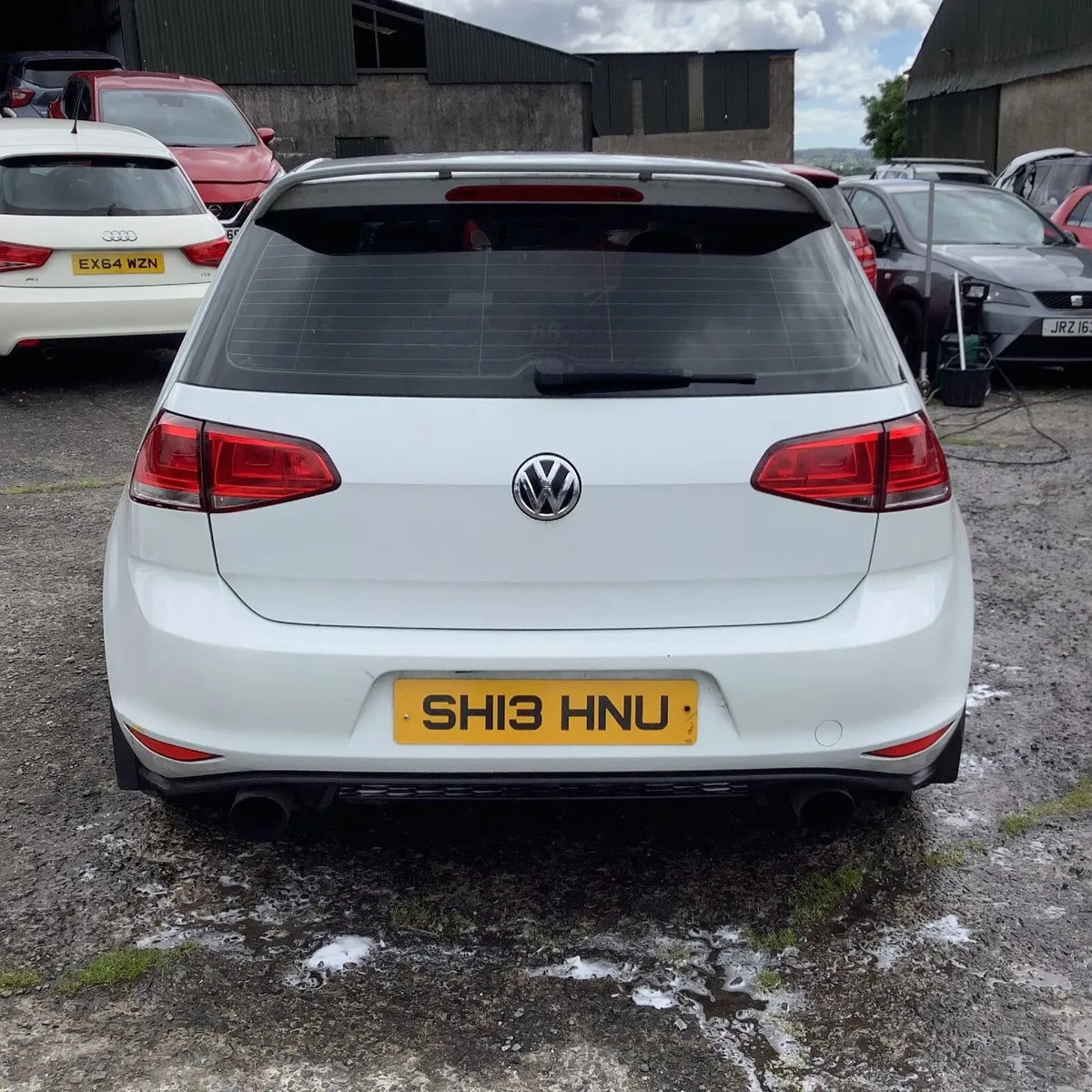 Volkswagen Golf 1.6 tdi  june 2013 5 door damaged - Image 2