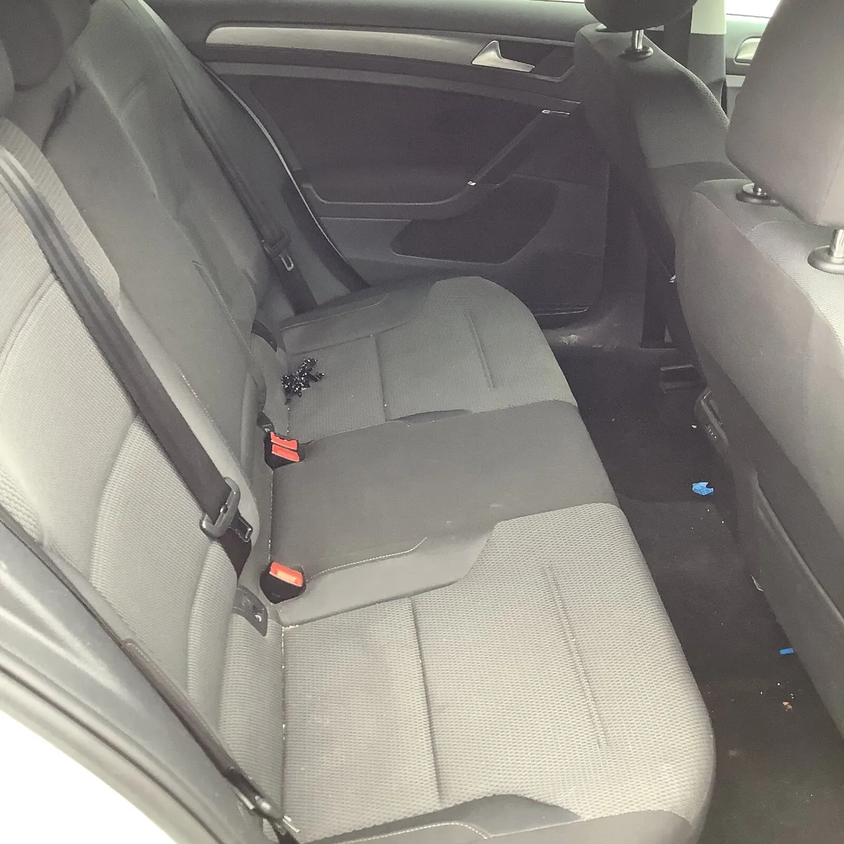 Volkswagen Golf 1.6 tdi  june 2013 5 door damaged - Image 4