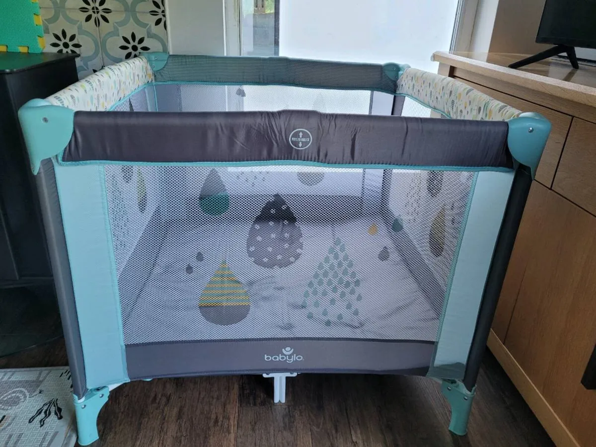 Babylo Safari Drops 2 in1 Playpen and Travel Cot - Image 2