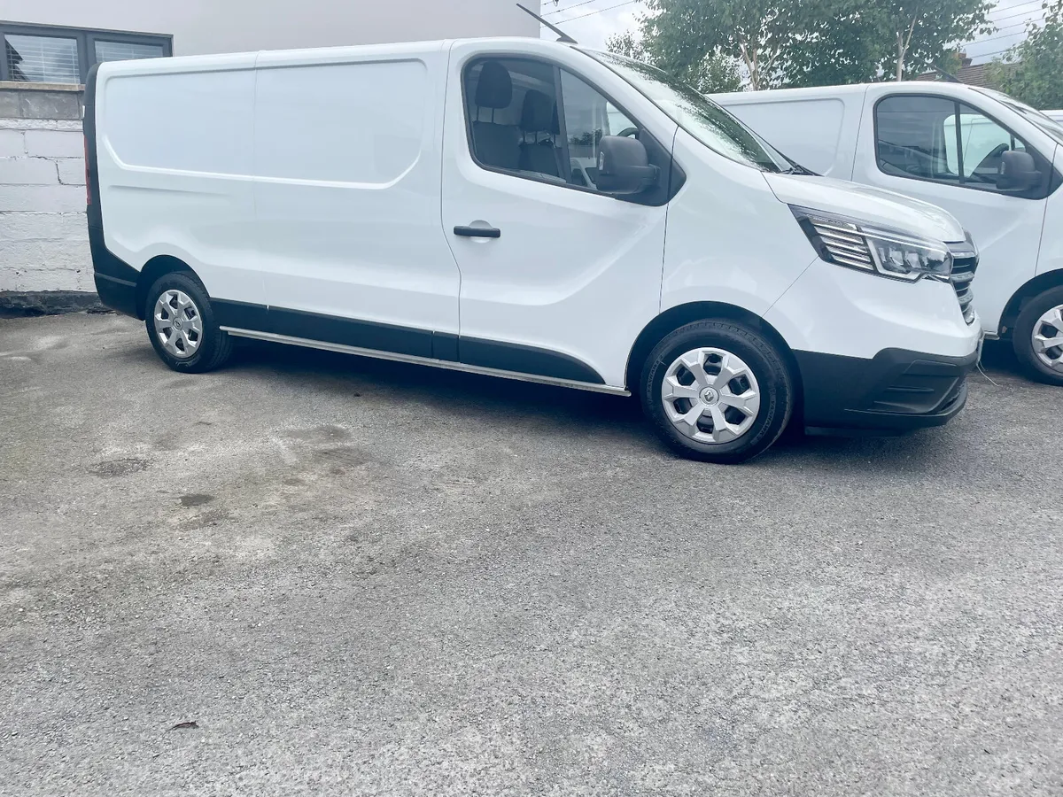Renault Trafic LL30 Business 2.0DCI 130PS LWB,2023 - Image 2