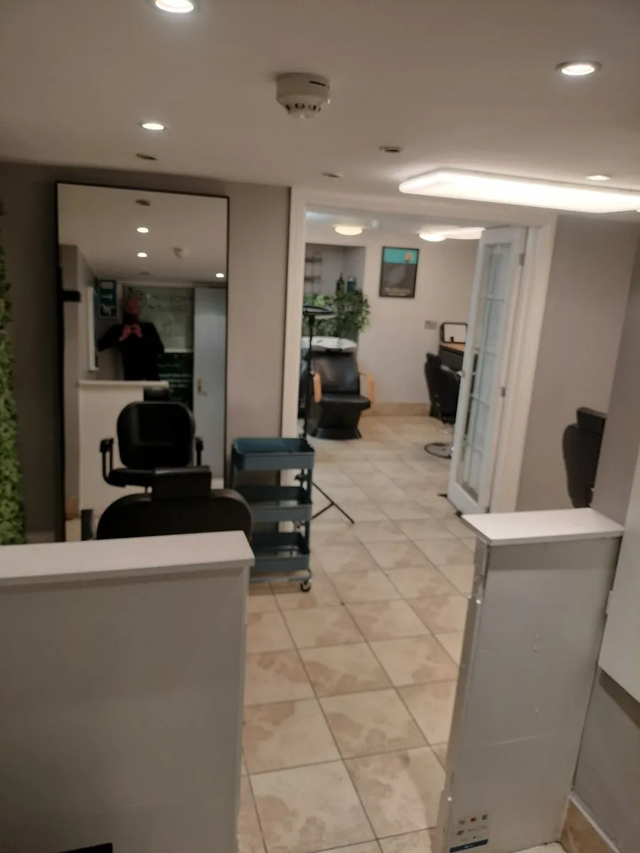 Basement to rent in dublin 2 city centre - Image 2