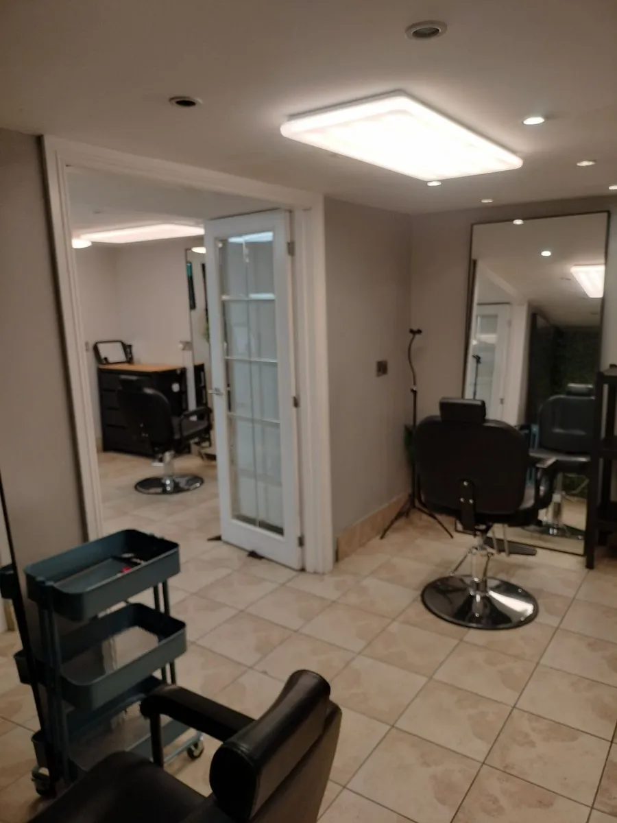 Basement to rent in dublin 2 city centre - Image 3