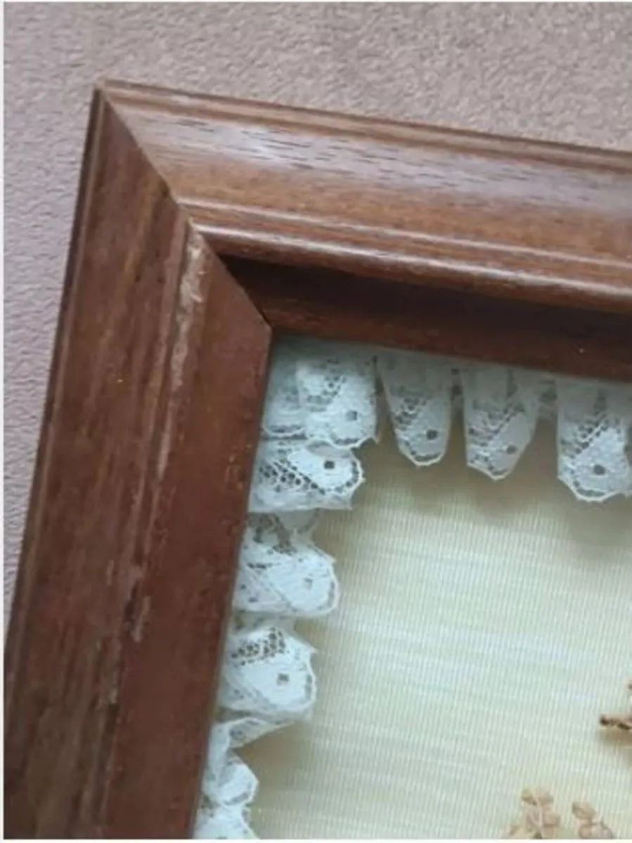 Vintage Handcrafted Dried Flowers Shadowbox - Image 3