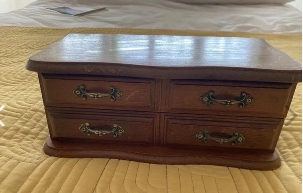 Vintage Jewellery Box - Image 2