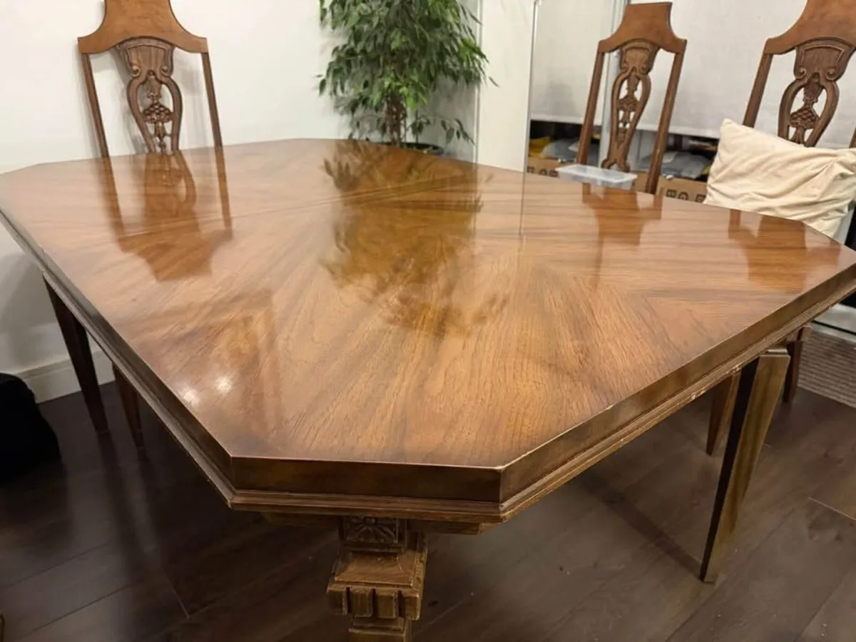 Antique Dining Table with extension + 6 chairs - Image 3